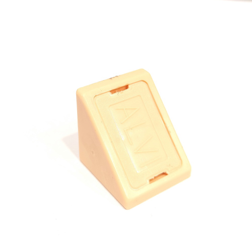 полкодержатель для шкафа -купе модерн №13 бук светлый (уп.1500 шт.) купить в https://rmkmasterium.ru/