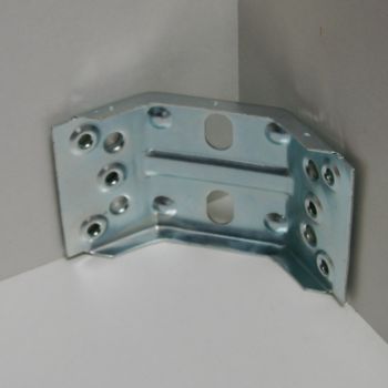 стяжка для стола №7  цинк (50шт) купить в https://rmkmasterium.ru/