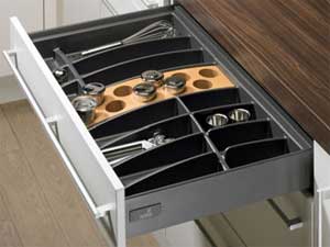 вставка для столовых приборов orgatraypremium 2 в ящик 600мм, полистирол. антрацит купить в https://rmkmasterium.ru/