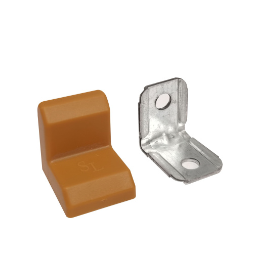 уголок декоративный 21*21 липа купить в https://rmkmasterium.ru/